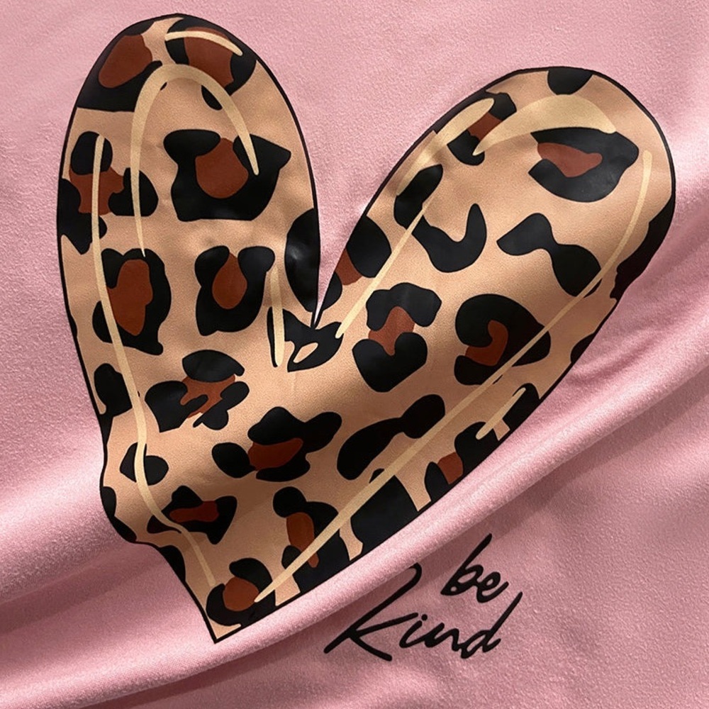 Chic Pink and Brown Leopard Heart Pajama Set - Picture 6 of 10